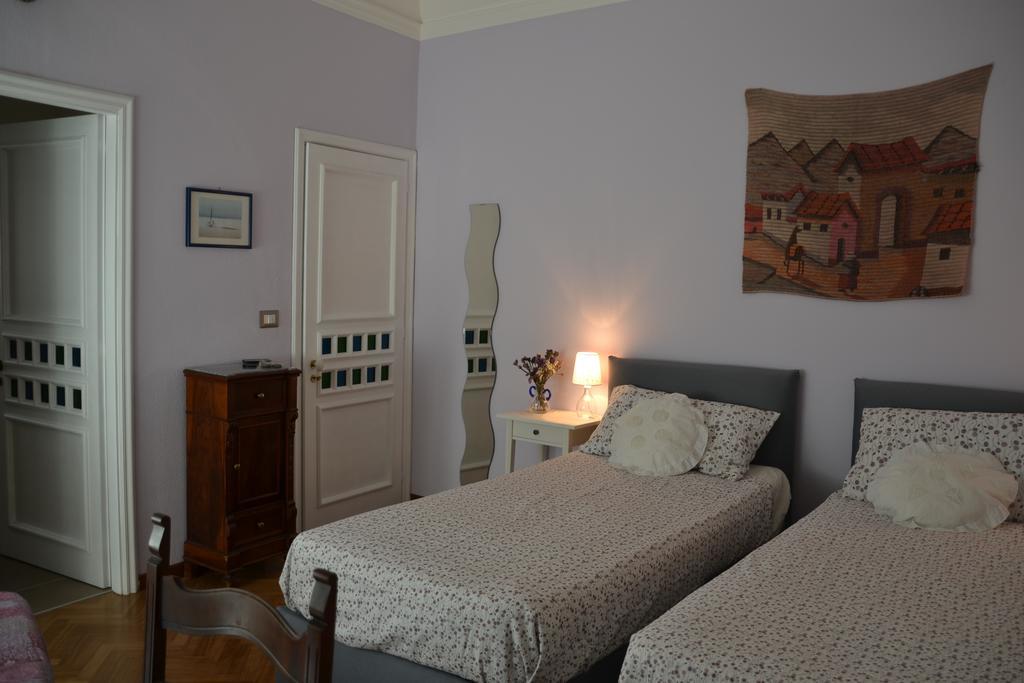 B&B Velardi Viagrande Ruang foto