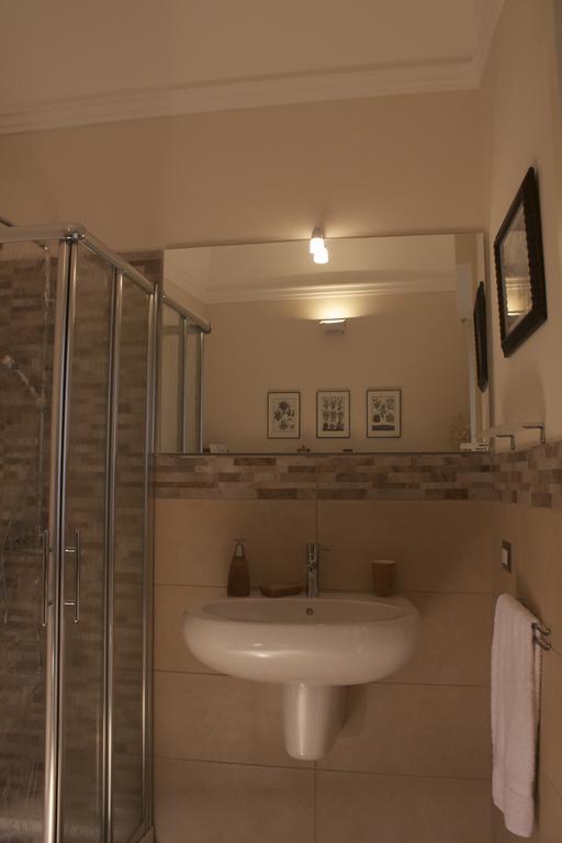 B&B Velardi Viagrande Bagian luar foto